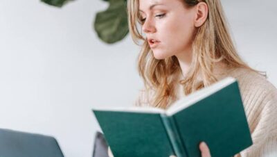 Cómo elegir la mejor aseguradora para tu pyme: Corredurías vs. Agentes exclusivos