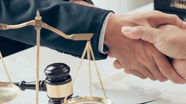 Defensa jurídica en el seguro de hogar: Reclamaciones a la comunidad de vecinos 1 Defensa jurídica en el seguro de hogar: Reclamaciones a la comunidad de vecinos